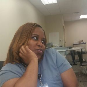 Meet your Posher, Aisha